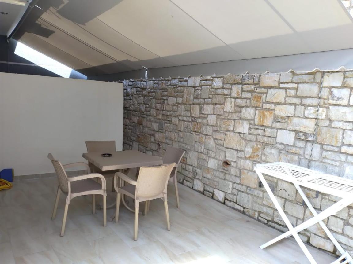 Artur Apartments Himare Camera foto